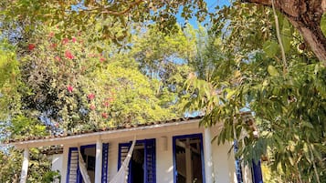 Bungalow (2 Adults) | 1 bedroom, Egyptian cotton sheets, premium bedding, down comforters
