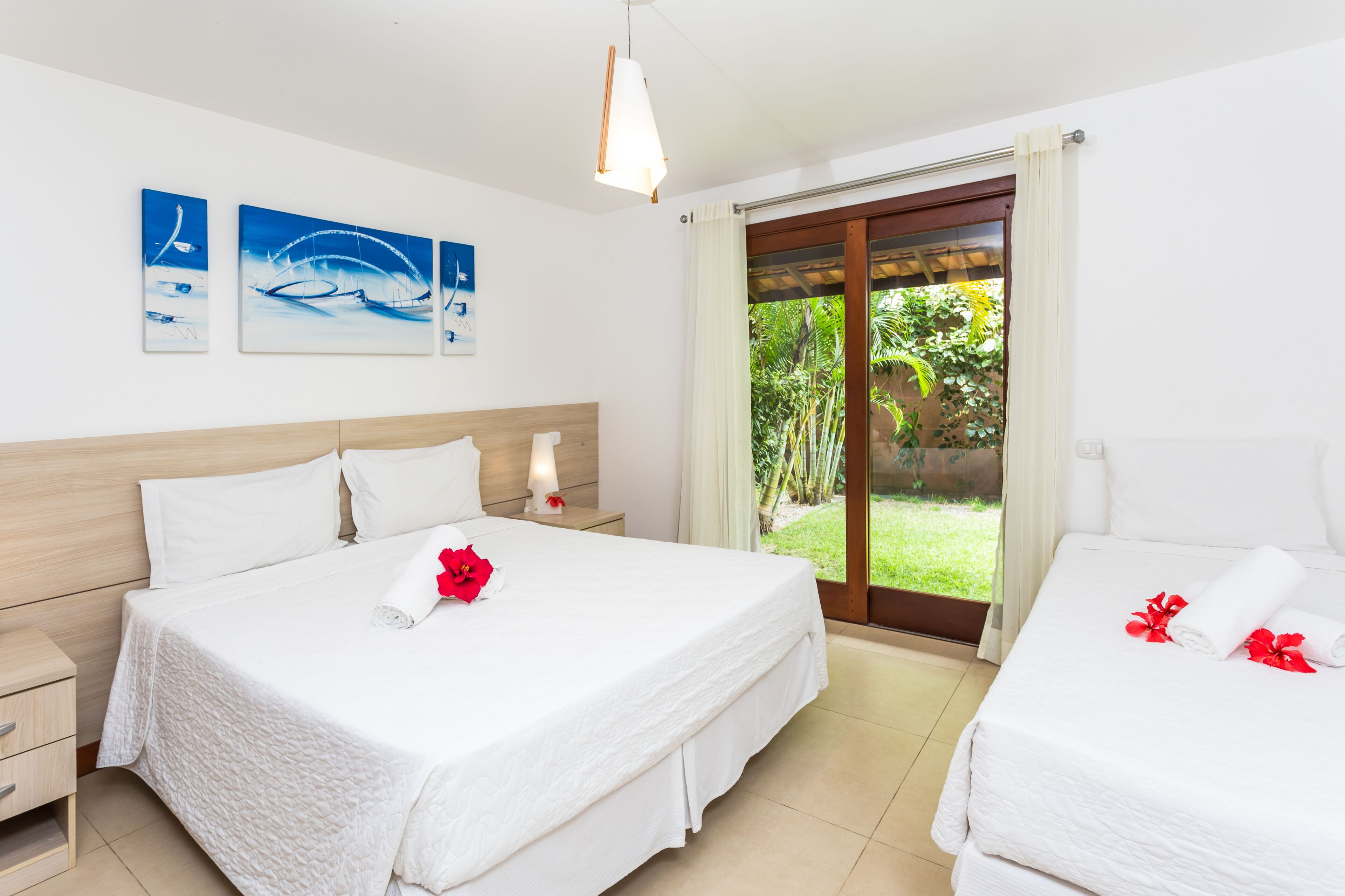 suite (triple) | 2 bedrooms, premium bedding, blackout curtains, soundproofing