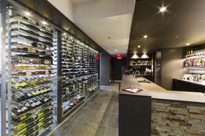 Bar (en el alojamiento)