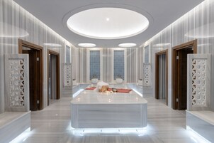 桑拿、热水浴缸、湿蒸房、土耳其浴、身体护理、水疗法