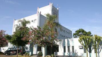 Façana frontal de l'allotjament