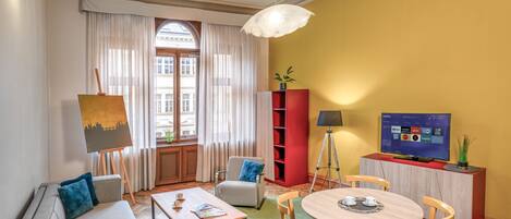 Apartment, 1 Bedroom | Living area