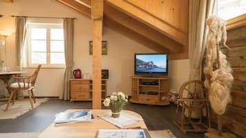 Classic-Suite | Zimmersafe, individuell dekoriert, kostenloses WLAN, Bettwäsche