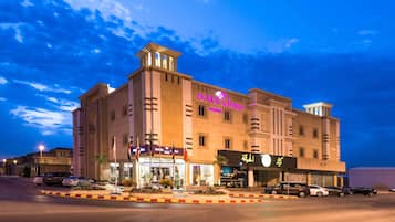 Façade de l’hébergement - soirée/nuit