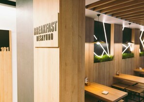 Desayuno continental todos los días (con cargo)