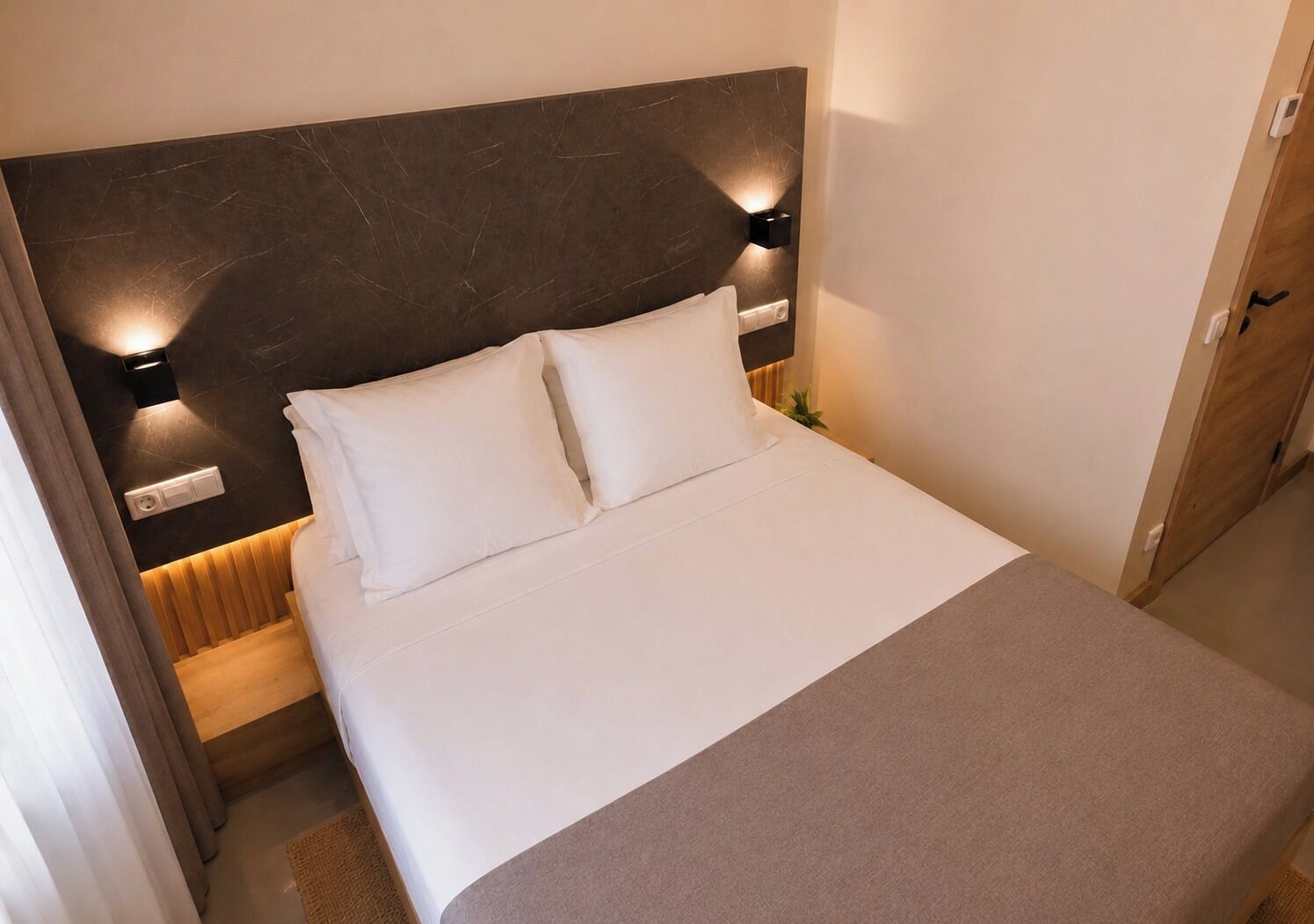 Basic-Doppelzimmer | Schallisolierte Zimmer, Bügeleisen/Bügelbrett, kostenloses WLAN