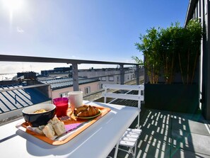 책상, 암�막 커튼, 방음 설비, 다리미/다리미판