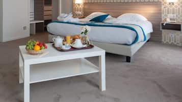 Superior Double Room (Elegance) | Premium bedding, minibar, desk, blackout drapes