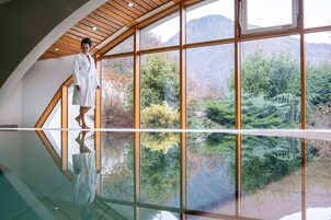 Salas de tratamientos para parejas, sauna, bañera de hidromasaje 