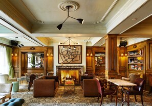 Lobby - The Marlton Hotel (New York)