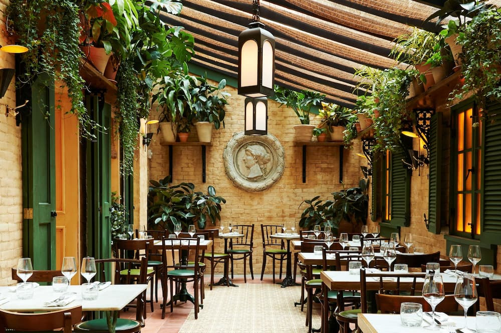The Marlton Hotel
