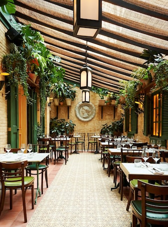 Breakfast, lunch and dinner served . The Marlton Hotel