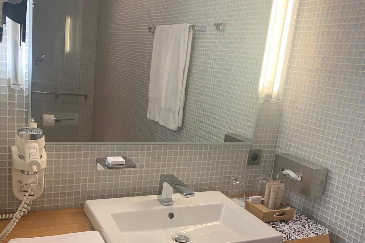Double Room, Accessible, Ensuite