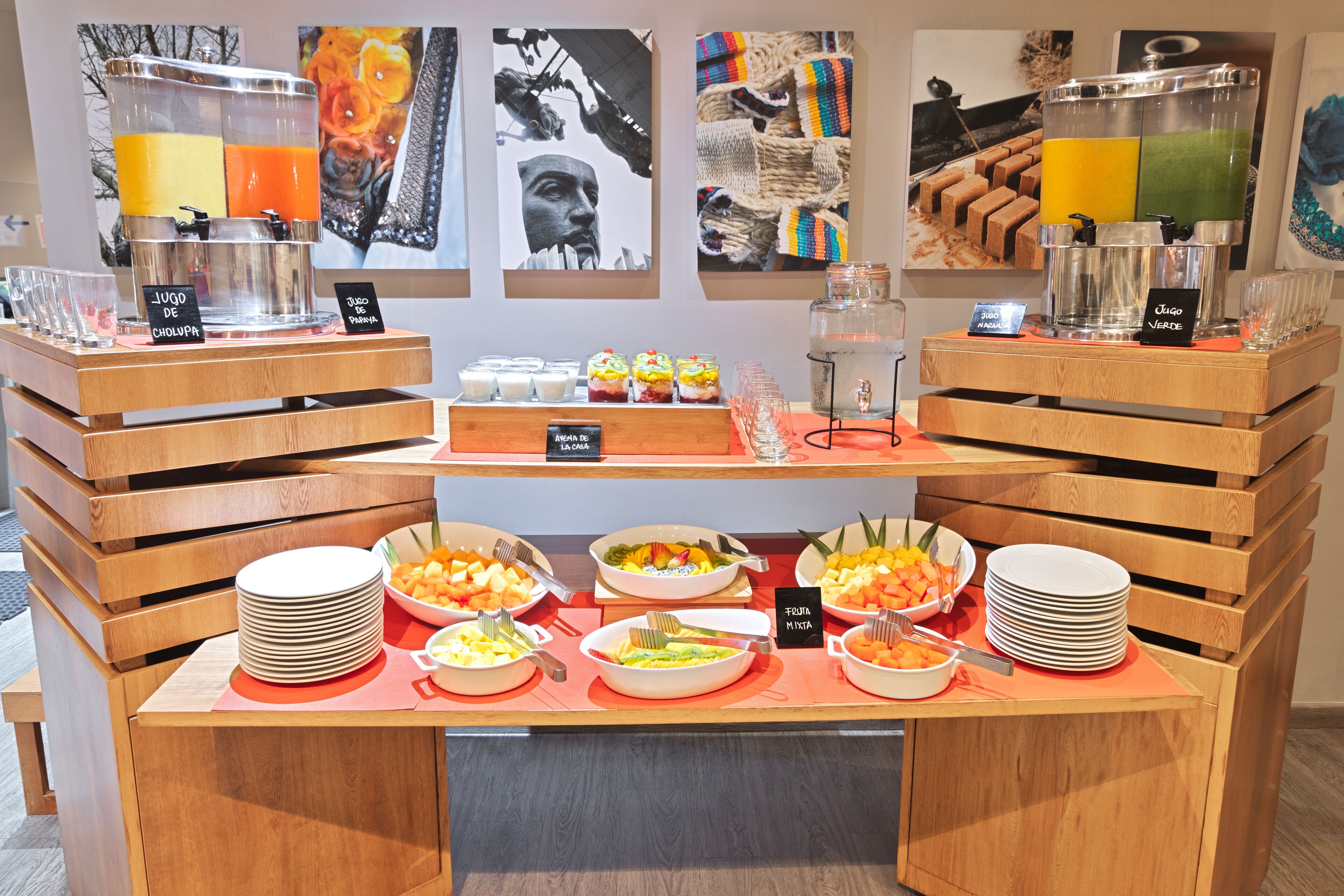 free daily full breakfast