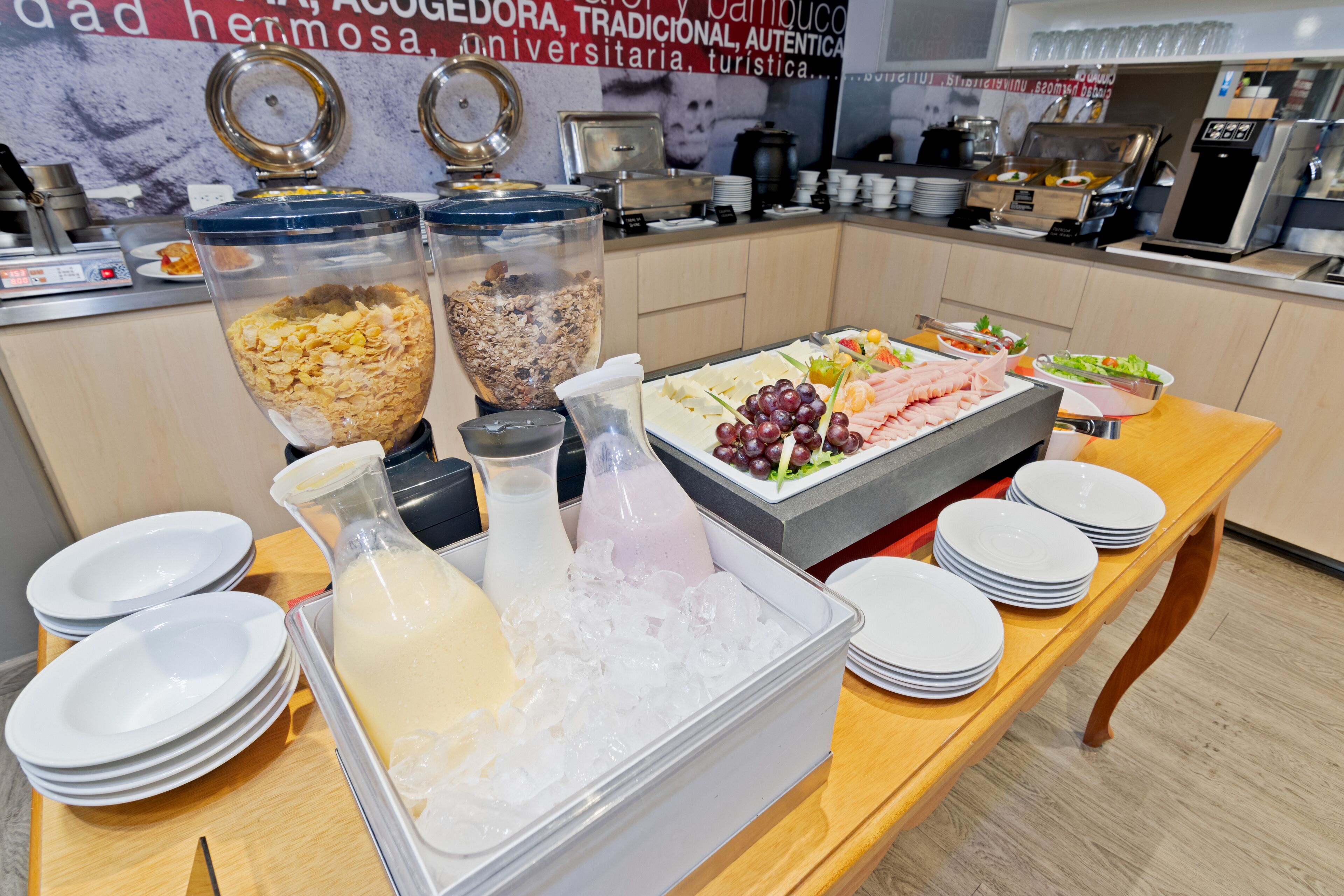 free daily full breakfast