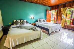 Deluxe Triple Room, 2 Double Beds