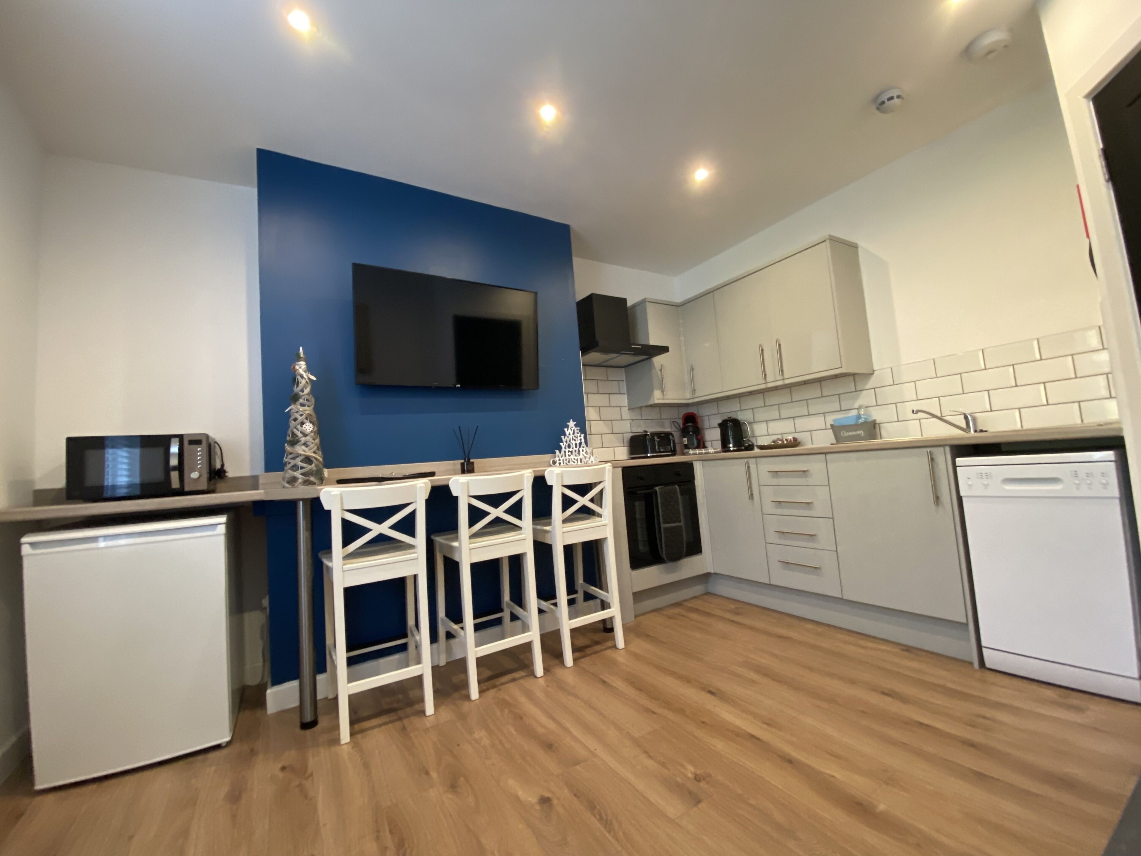 Apartment, Private Bathroom (Bairstow Room 4/6) | Private kitchen
