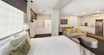 Moonlight Bay Apartments