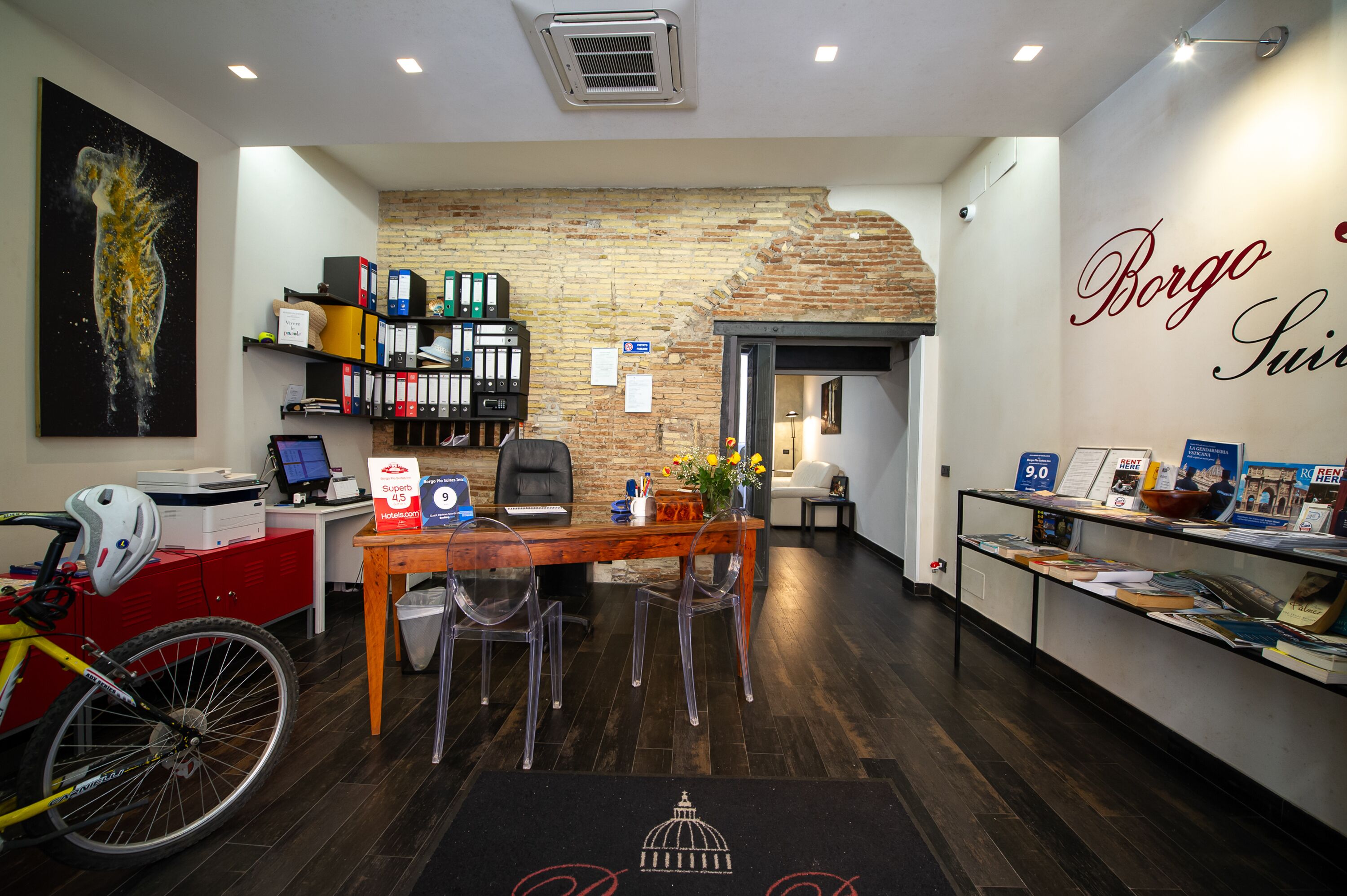 Photo - Borgo Pio Suites Inn