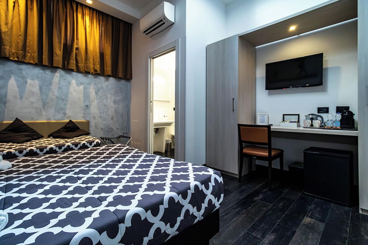 1 chambre, literie de qualité supérieure, couette en duvet d'oie