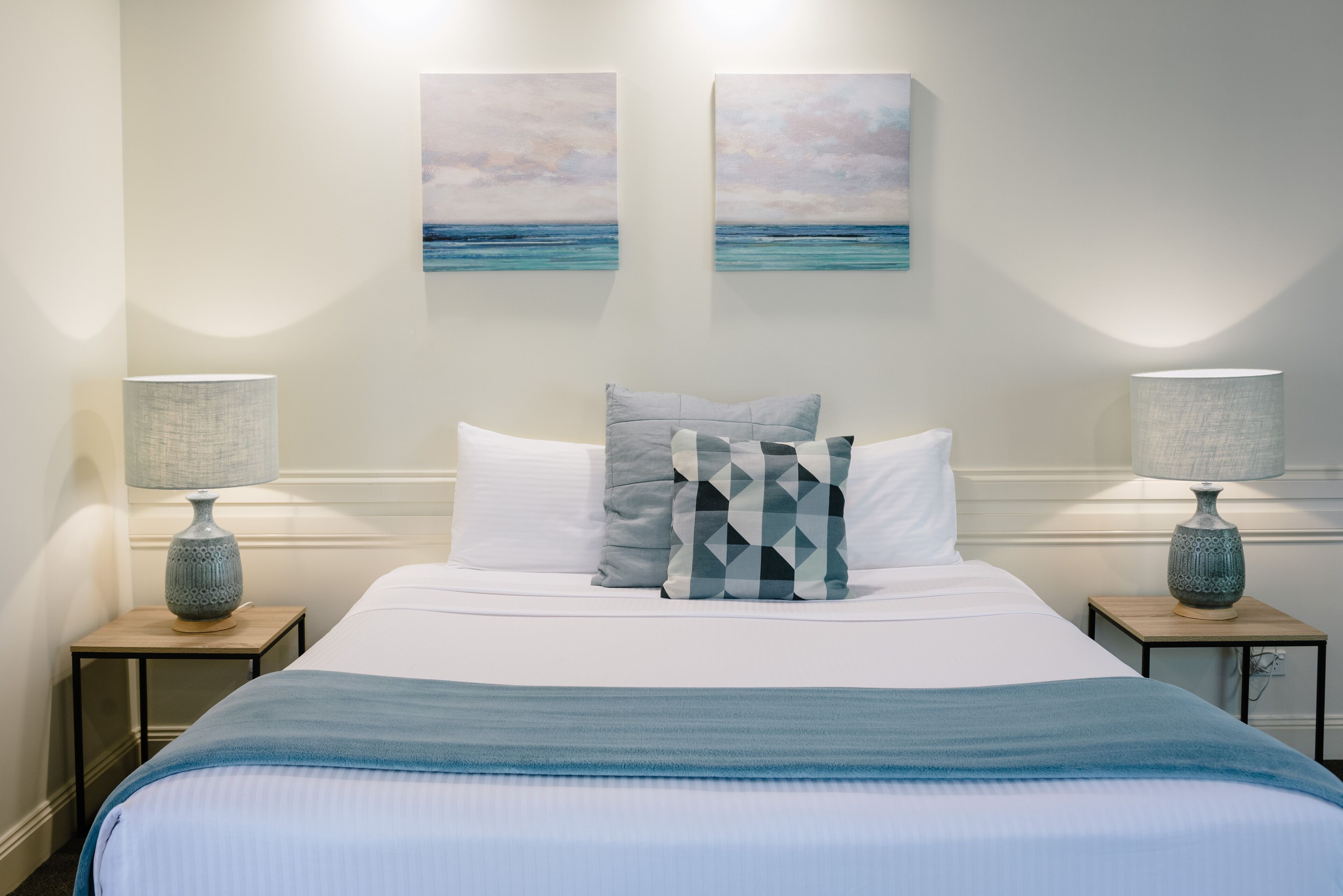 Unika möbler, strykjärn/strykbräda, gratis wi-fi och sängkläder