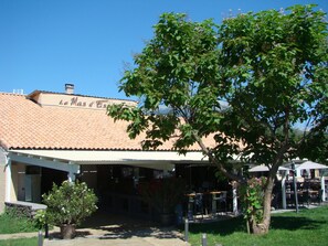 Exterior - Hôtel Le Mas d'Estello (Tallard)