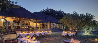 Rhulani Safari Lodge