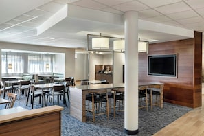 Free continental breakfast