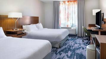 Ropa de cama hipoalergénica, caja fuerte, escritorio