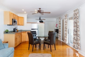 Cabana Loft 1 King 1 sofabed | Private kitchen