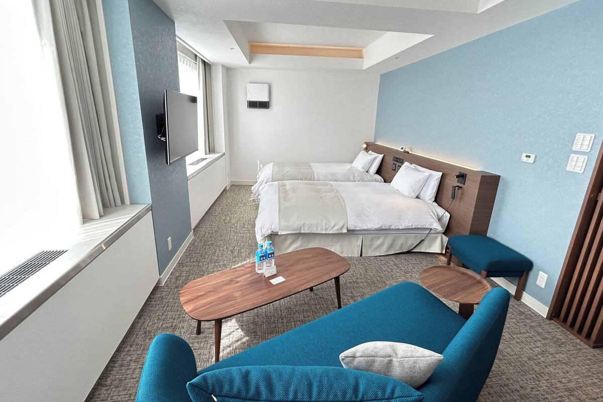 Down comforters, in-room safe, desk, iron/ironing board (on request)