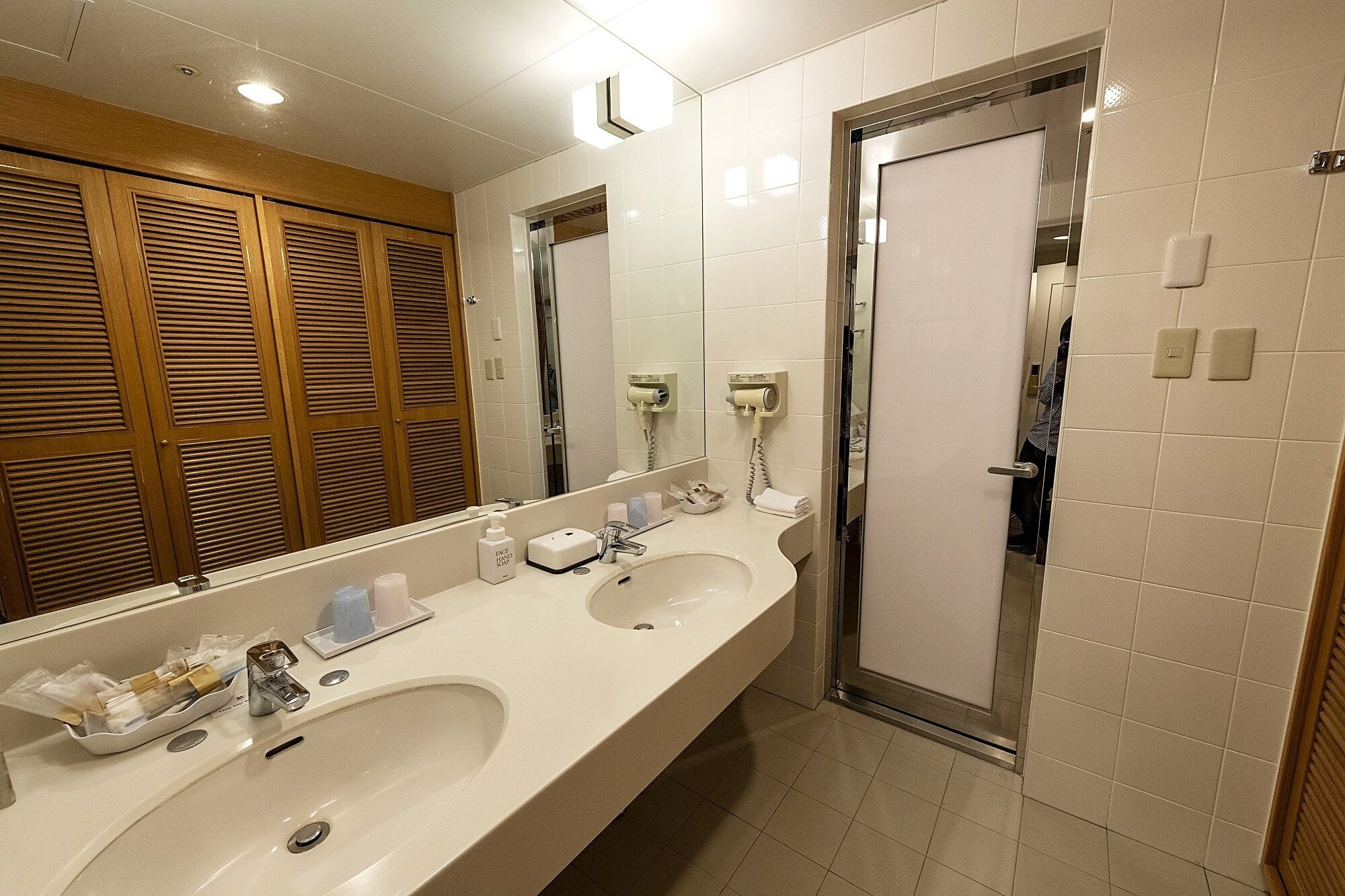 twin room with tatami area b main tower, non smoking | bathroom | shower, free toiletries, hair dryer, bathrobes