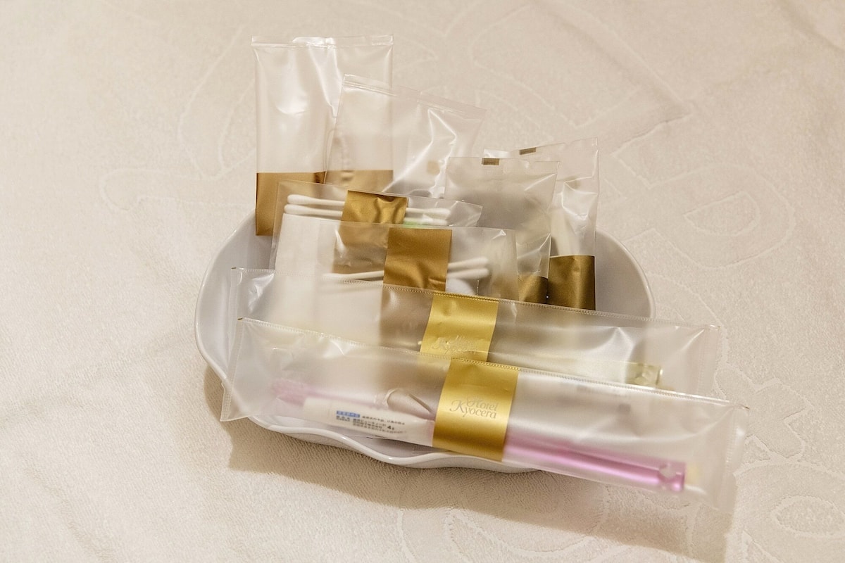 1 bedroom, down duvets, in-room safe, desk