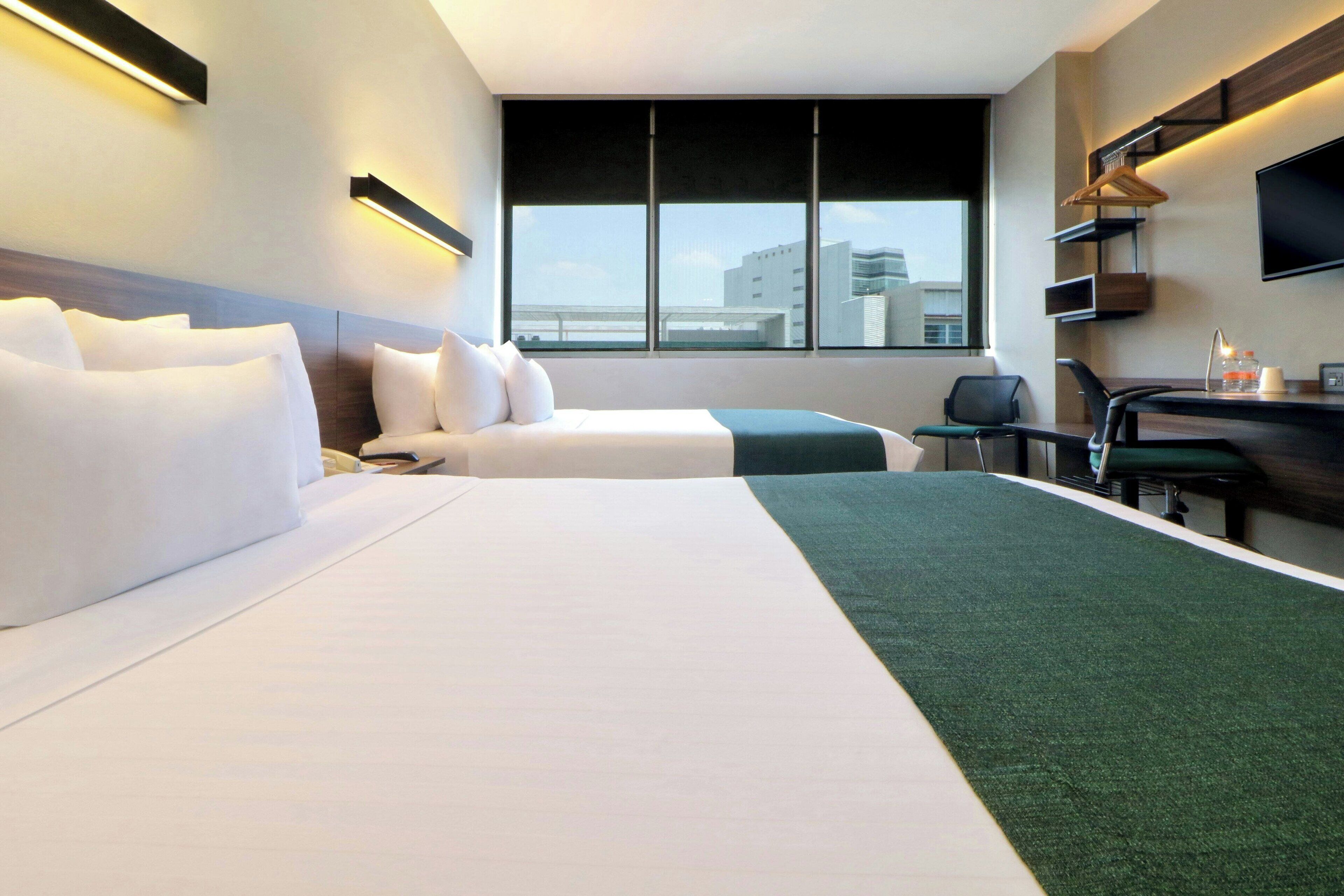 1 bedroom, in-room safe, desk, blackout curtains