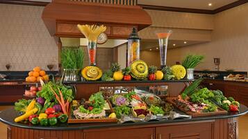 Petit déjeuner continental (450 INR par personne)