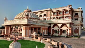 Façade de lâhĂ©bergement