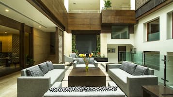 Sala de estar en el lobby