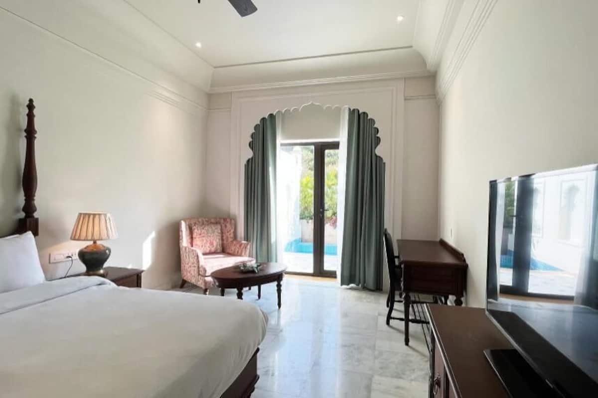 Premium bedding, minibar, in-room safe, individually furnished