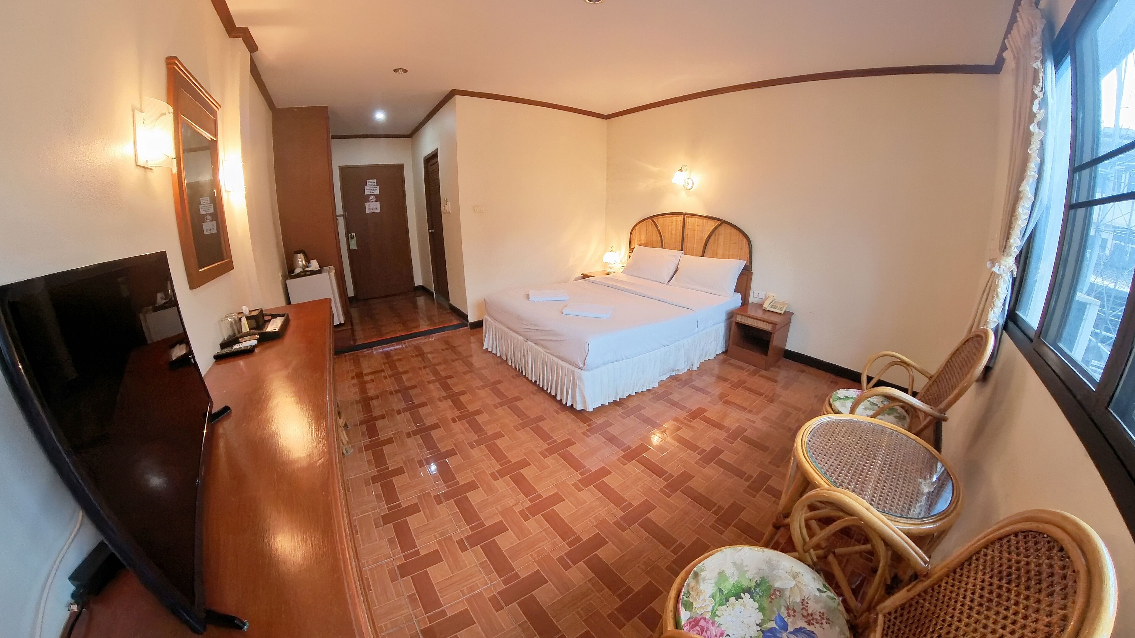 Photo - RoongRuang Hotel