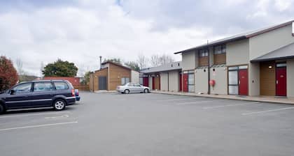 Totara Lodge