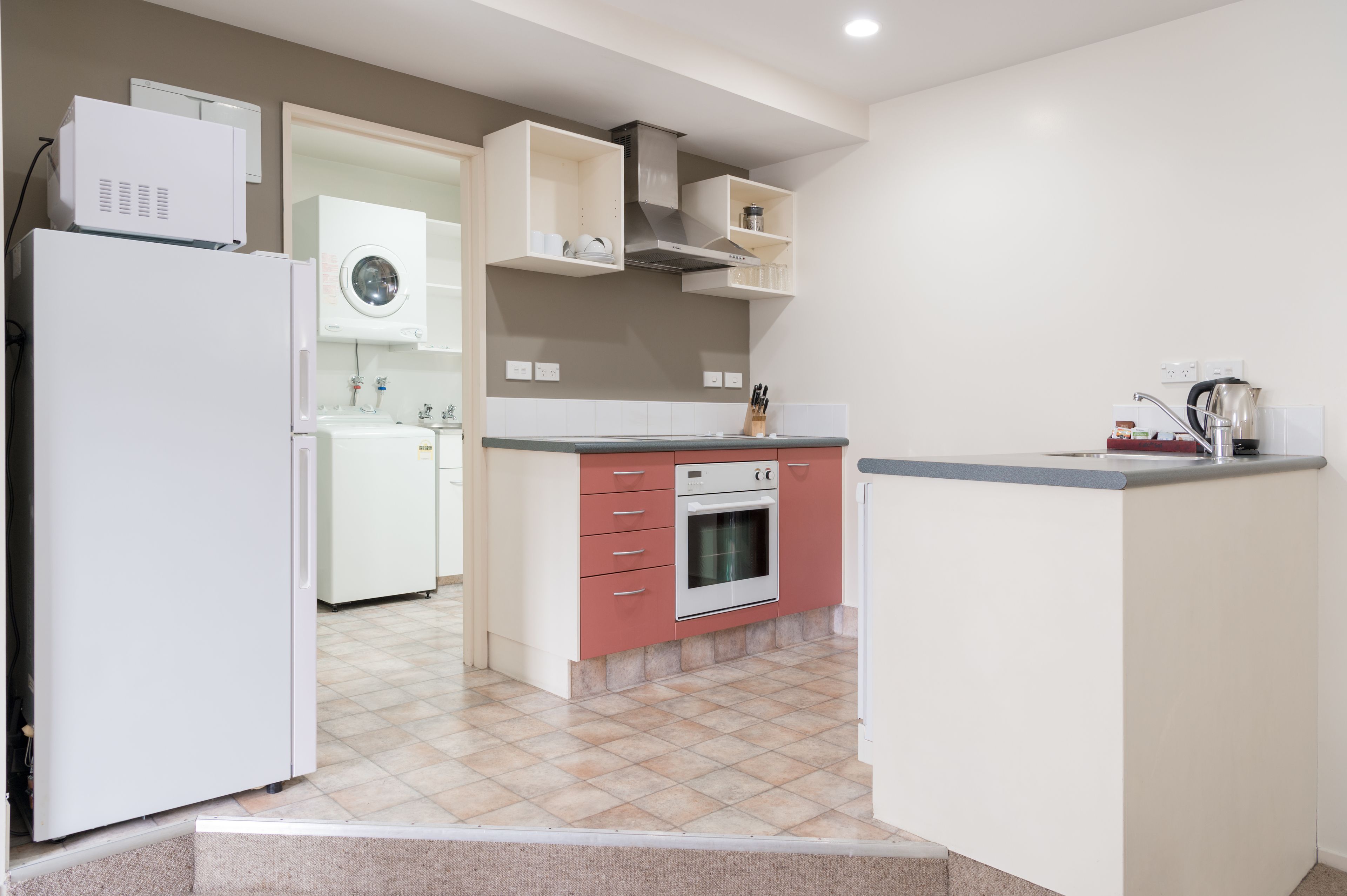 apartment, 2 bedrooms | private kitchen | full-sized fridge, microwave, oven, stovetop