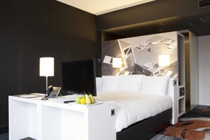 Chambre luxueuse double | Coffre-fort, bureau, accès au Wi-Fi (inclus)