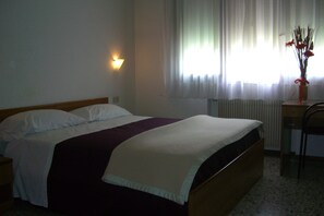 Desk, free cribs/infant beds, rollaway beds, free WiFi - Hotel Vidale (Mestre)