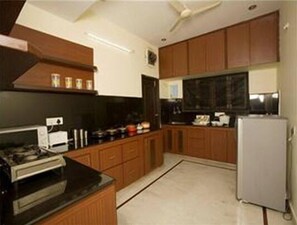 Fridge, microwave, coffee/tea maker