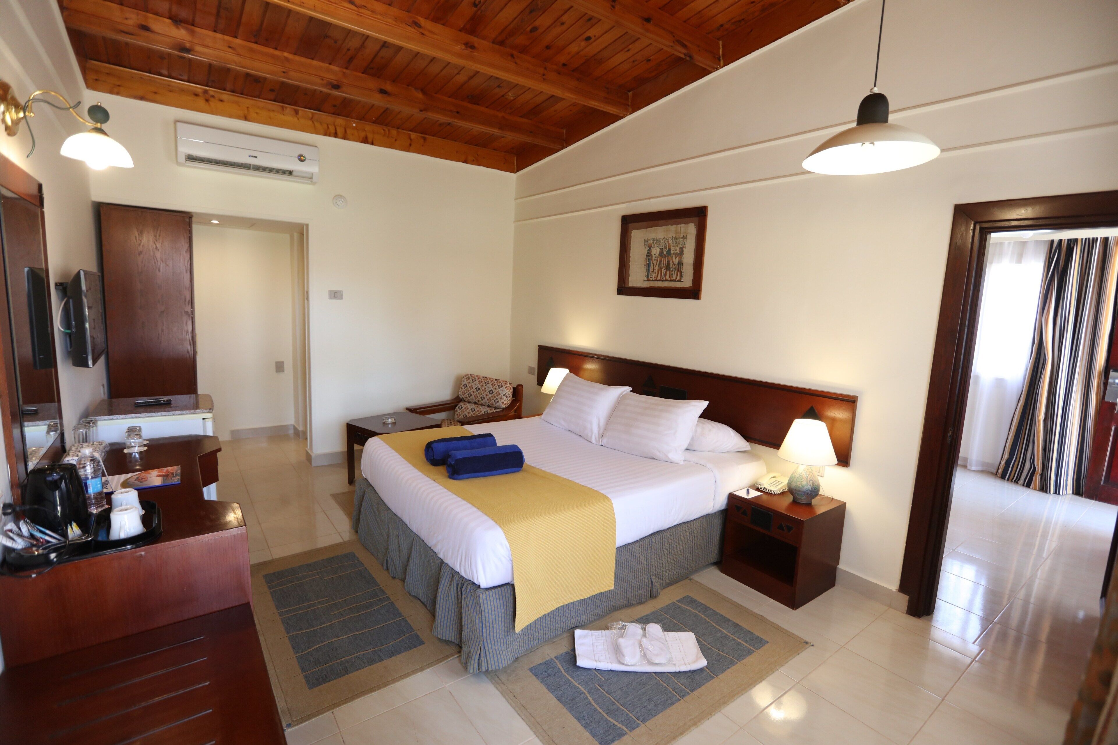 Hypo-allergenic bedding, down comforters, Select Comfort beds, minibar