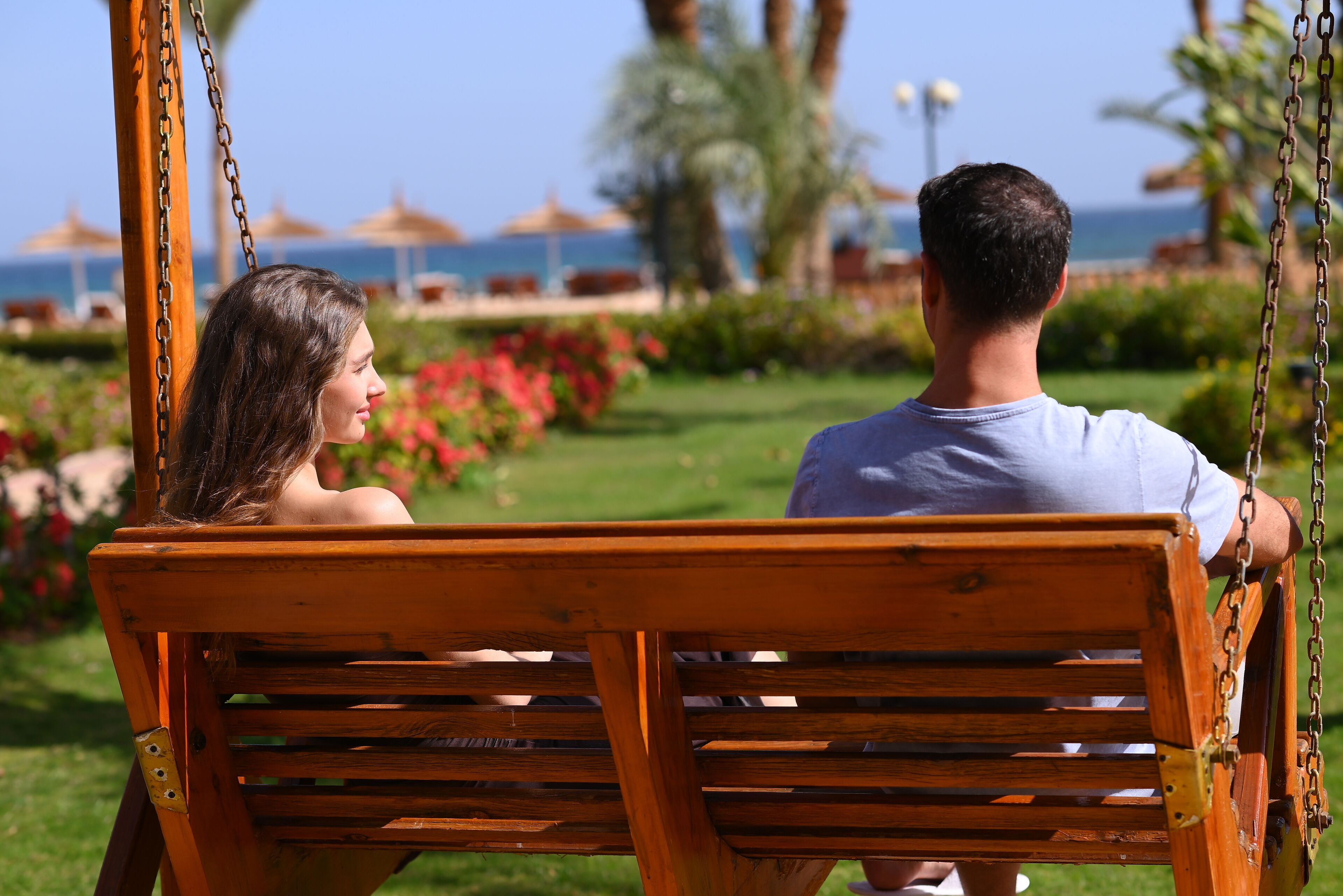 32-inch LCD TV with satellite channels, TV