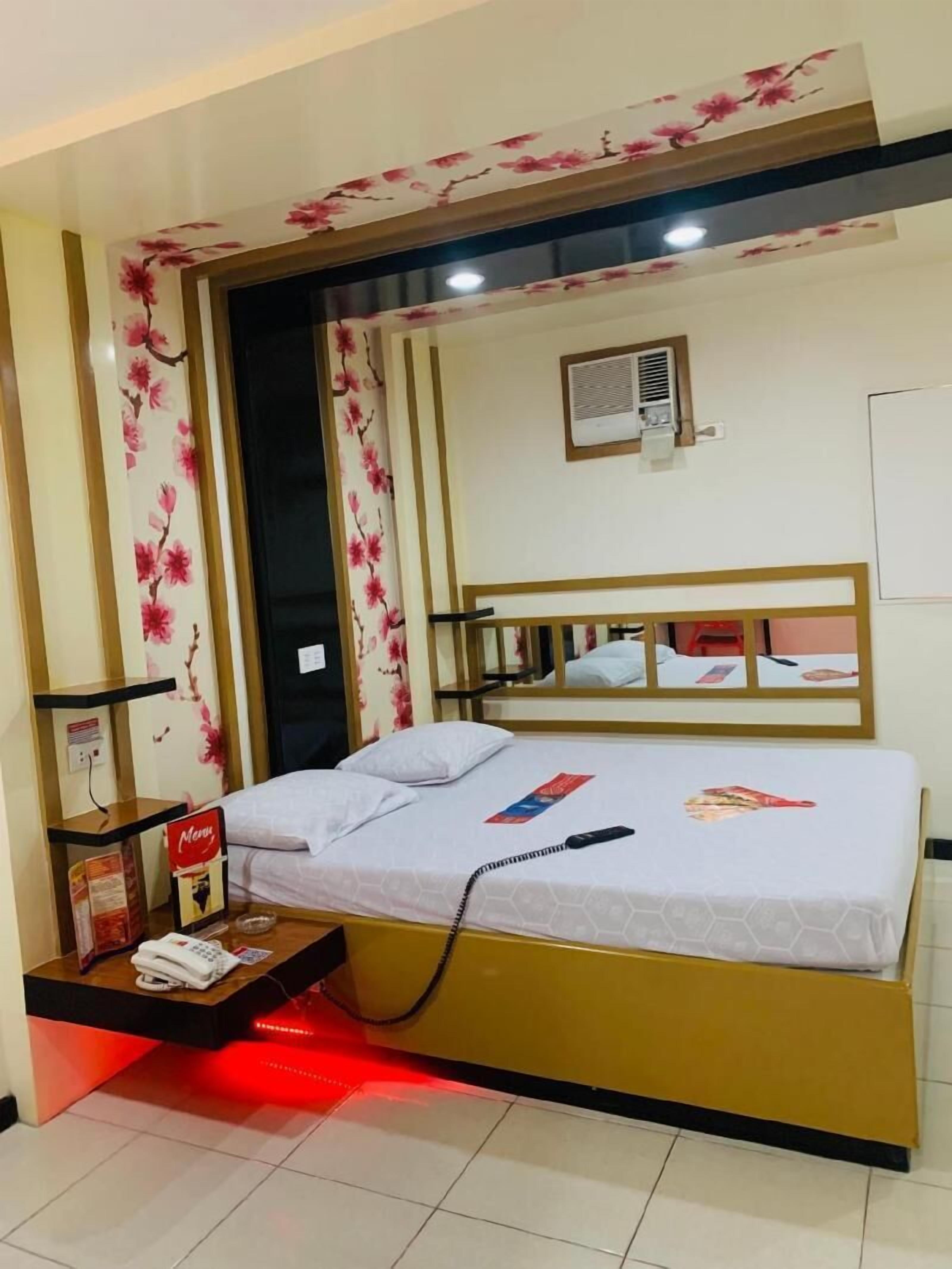 Peralatan tempat tidur premium, tilam berlapik 
