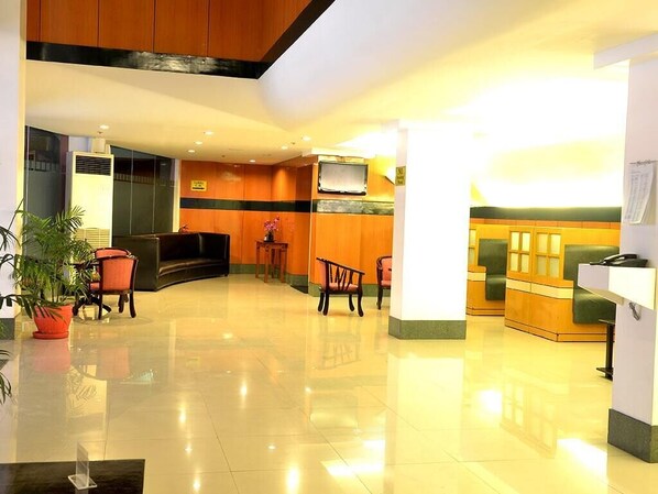 Reception - Hotel Sogo Tarlac (Tarlac)