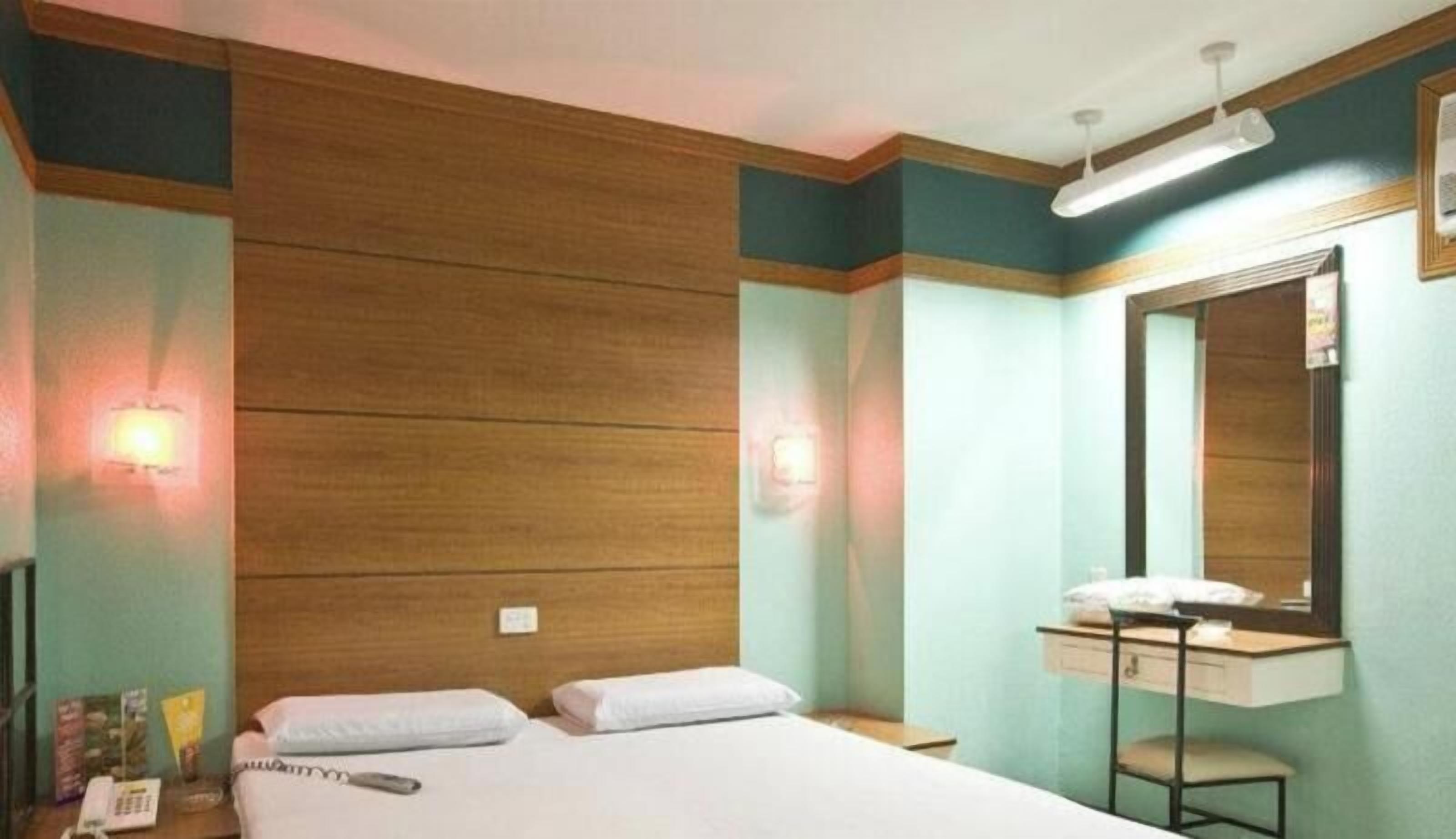 Peralatan tempat tidur premium, tilam berlapik 