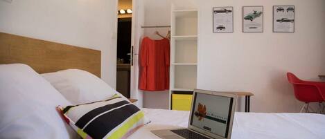 Classic Double Room | Desk, iron/ironing board, free cots/infant beds, free WiFi